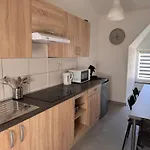 Charming In Centre With Parking Included Appartement