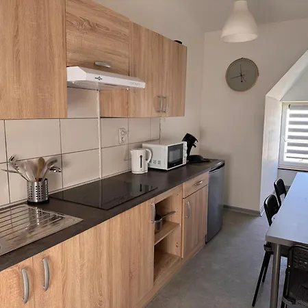 Charming In Centre With Parking Included Daire